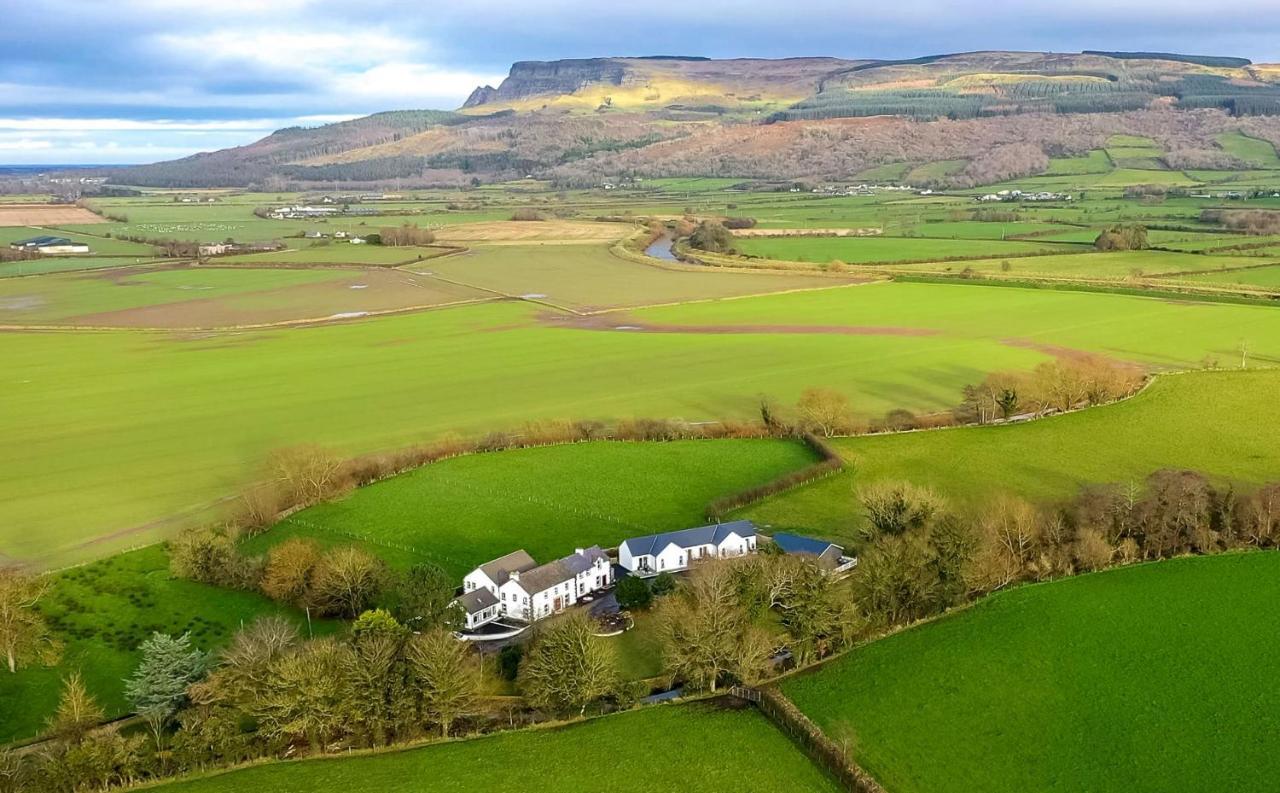 Willow House Bed & Breakfast And Orchard Studios Self Catering 利马瓦迪 外观 照片