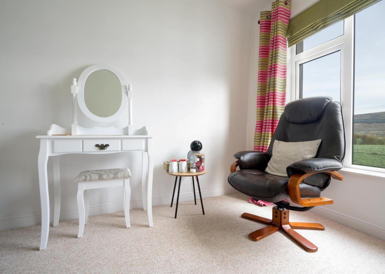 Willow House Bed & Breakfast And Orchard Studios Self Catering 利马瓦迪 外观 照片