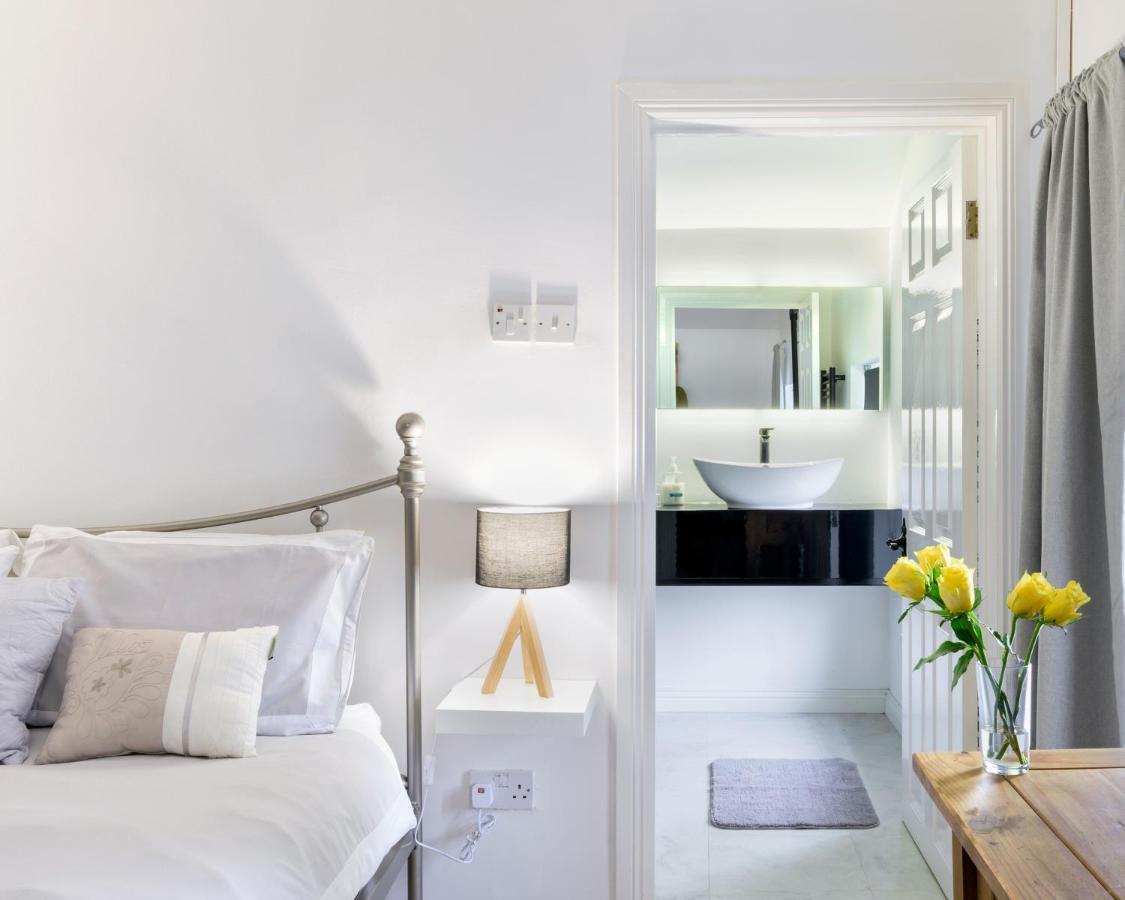 Willow House Bed & Breakfast And Orchard Studios Self Catering 利马瓦迪 外观 照片