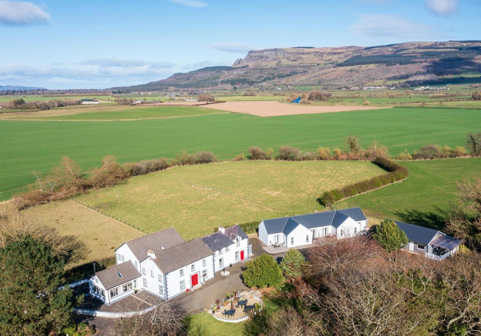 Willow House Bed & Breakfast And Orchard Studios Self Catering 利马瓦迪 外观 照片